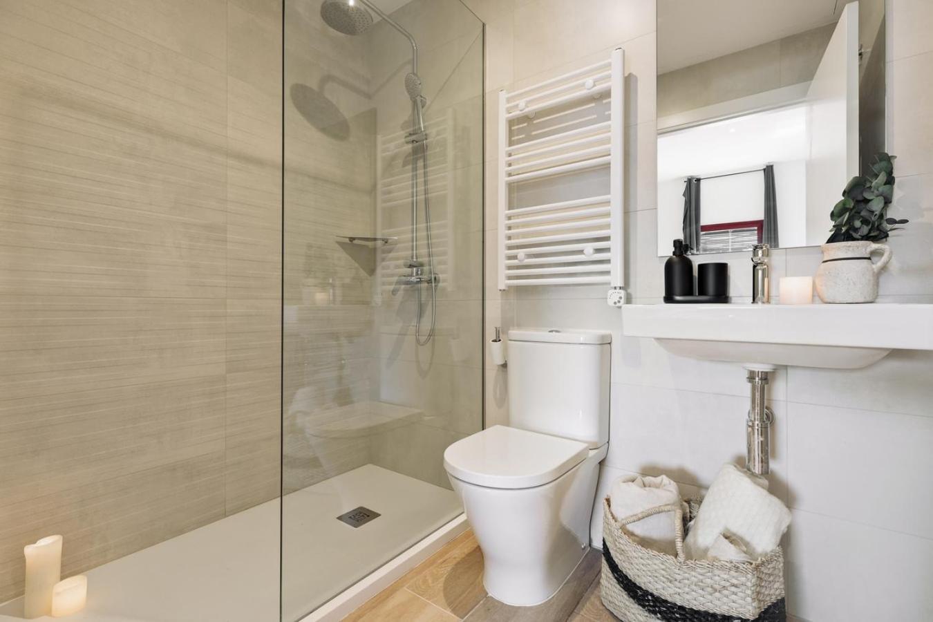 Canyelles - 2 Bedrooms And Terrace In Sant Antoni