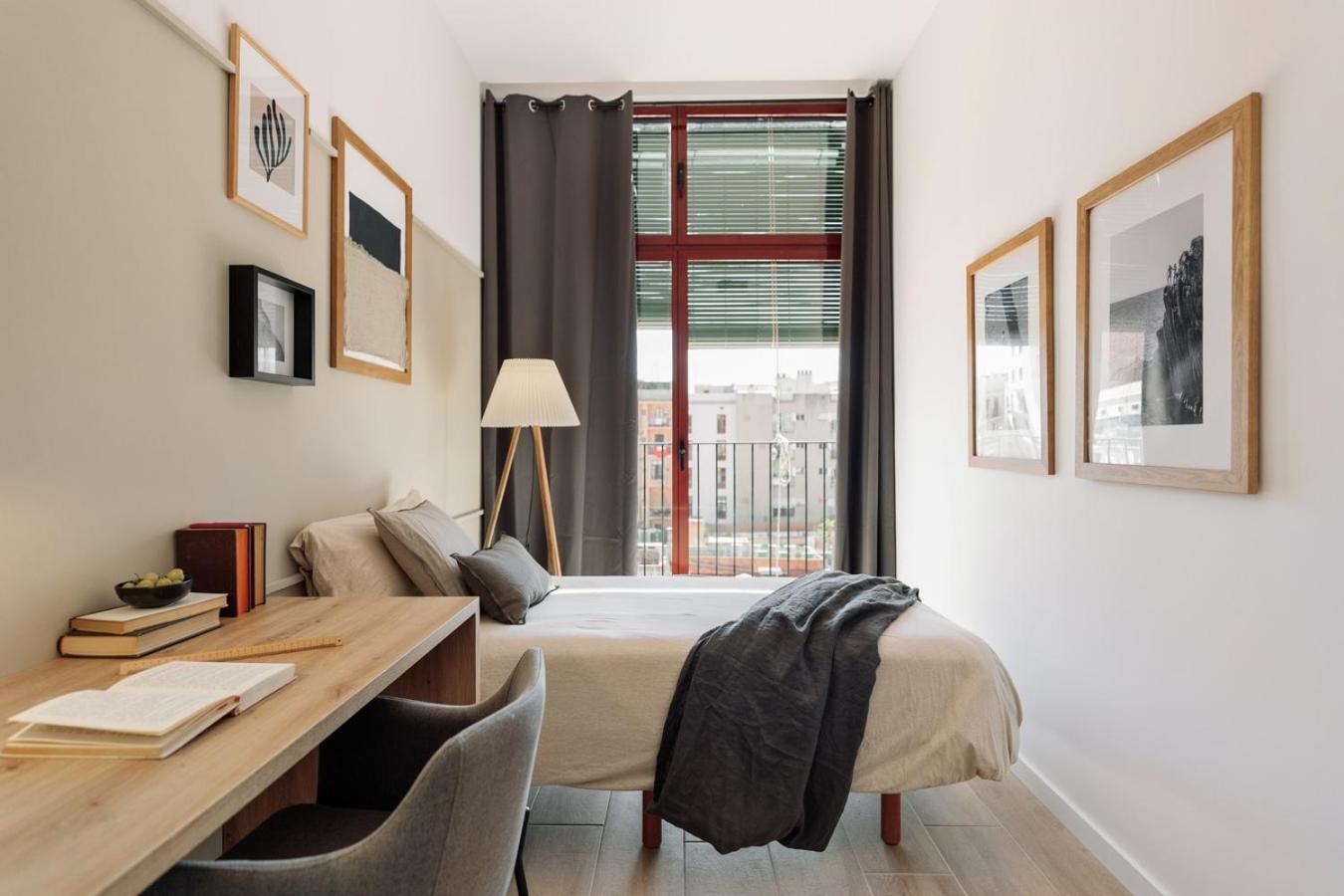 Canyelles - 2 Bedrooms And Terrace In Sant Antoni * Barcelone